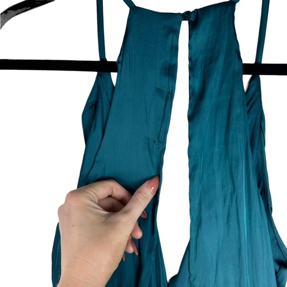 Mahina green long pants suit! - Picture 10 of 13